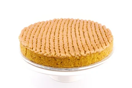 SEND ALMOND MACAROON CAKE