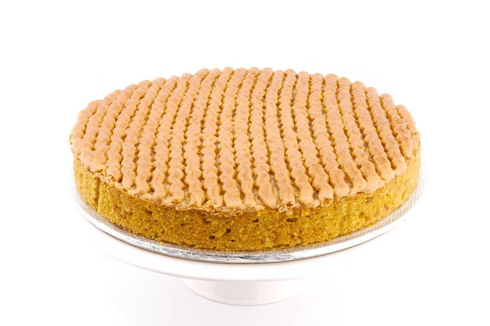 SEND ALMOND MACAROON CAKE
