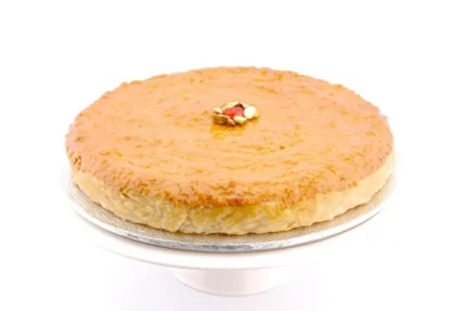 SEND COCONUT MACAROON CAKE