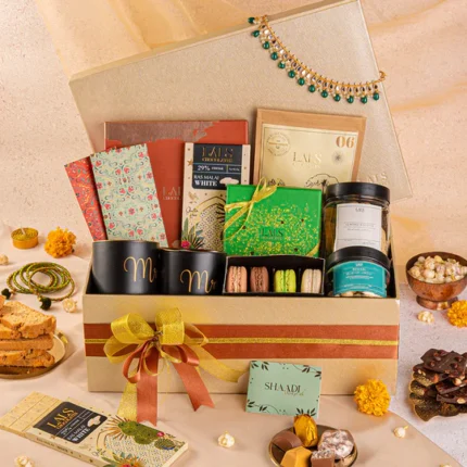 Send Couple's Grand Gift Hamper
